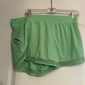 Athleta racer run shorts